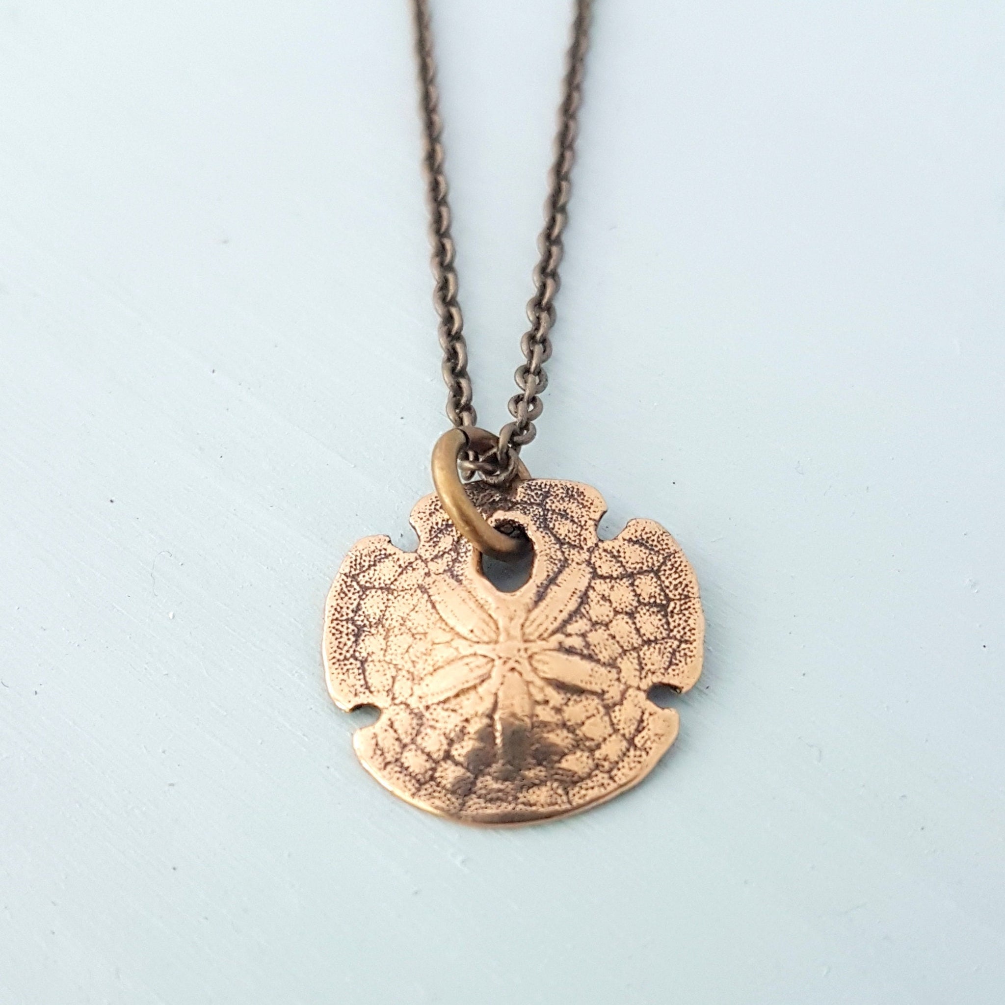 Tiny Gold Sand Dollar Necklace, Bronze Sand Dollar Necklace - Ocean Creature Jewlery, Gift for Ocean Lovers, Beach Jewelry Gold Beach Charm