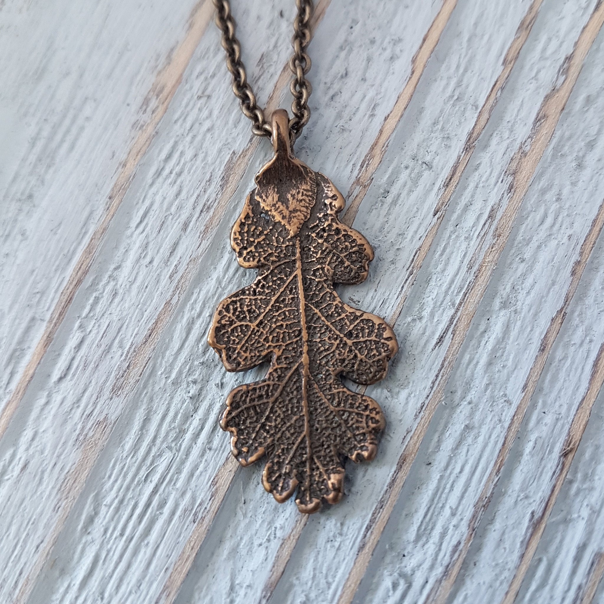 Real Leaf Necklace - Oak Leaf - Natural Jewellery - Nature Jewelry - Gold Leaf Pendant - Fall Fashion - Gift for Mom - Girlfriend Gift